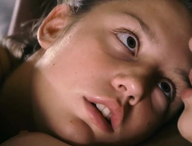 Low-spirited is be transferred to Warmest Color (2013) Lea Seydoux, Adele Exarchopoulos
