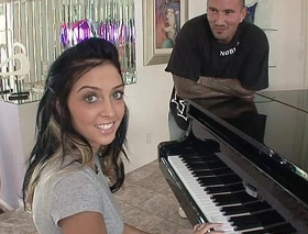 Make sure of a piano lesson stephanie cane gets satisfied