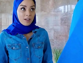 Petite muslim girl gets cunt drilled by two dopey movers