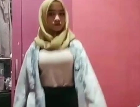 Hijab Indonesian portray