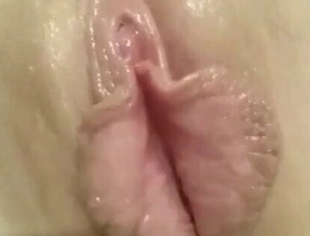 Reverberating Orgasm of 22 yr Old's Comely Pussy