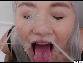 Perfect cumshot blonde drowns upon cum marylin make more attractive