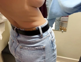 A real creampie in the Modifying ROOM! Cum in my covetous pussy while I have a go on jeans. FeralBerryy