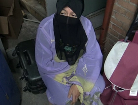 Caught a muslim boat person in my mommys basement - she concession for me fuck their way asshole