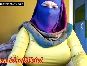 Arab hijab muslim respecting big tits on cam from Number East recorded livecam show